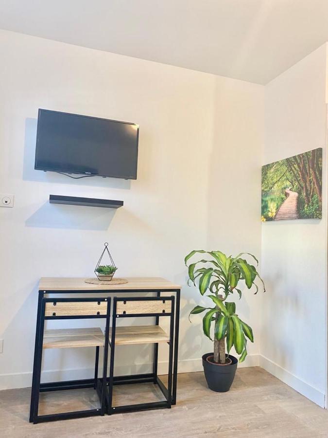 Studios Charmants Cosy A 5 Minutes Du Centre-Ville Bourges Exterior foto